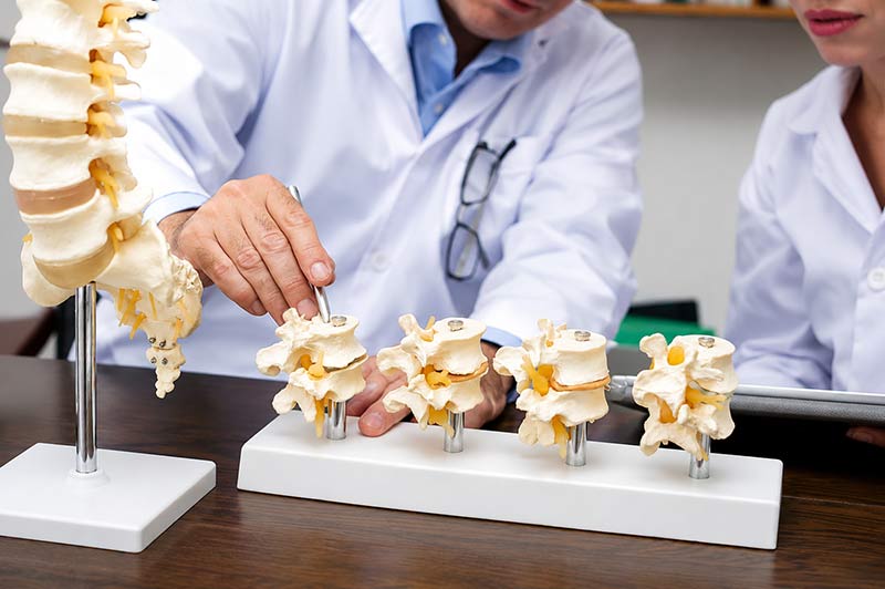Advansur clinica traumatologia unidad de columna